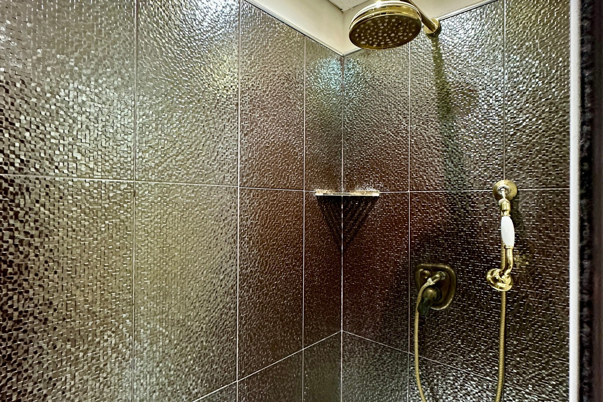 /mi174397/image_811096924.jpg