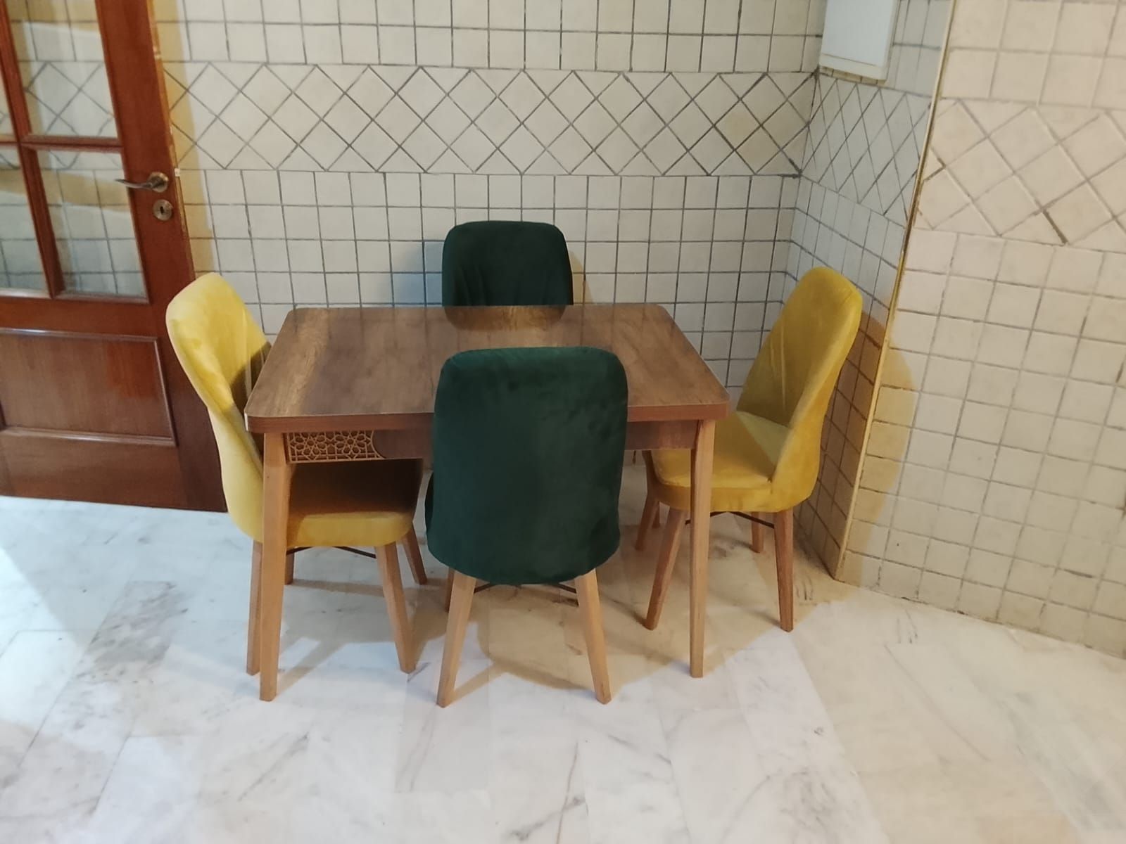 /mi181039/image_492453502.jpeg