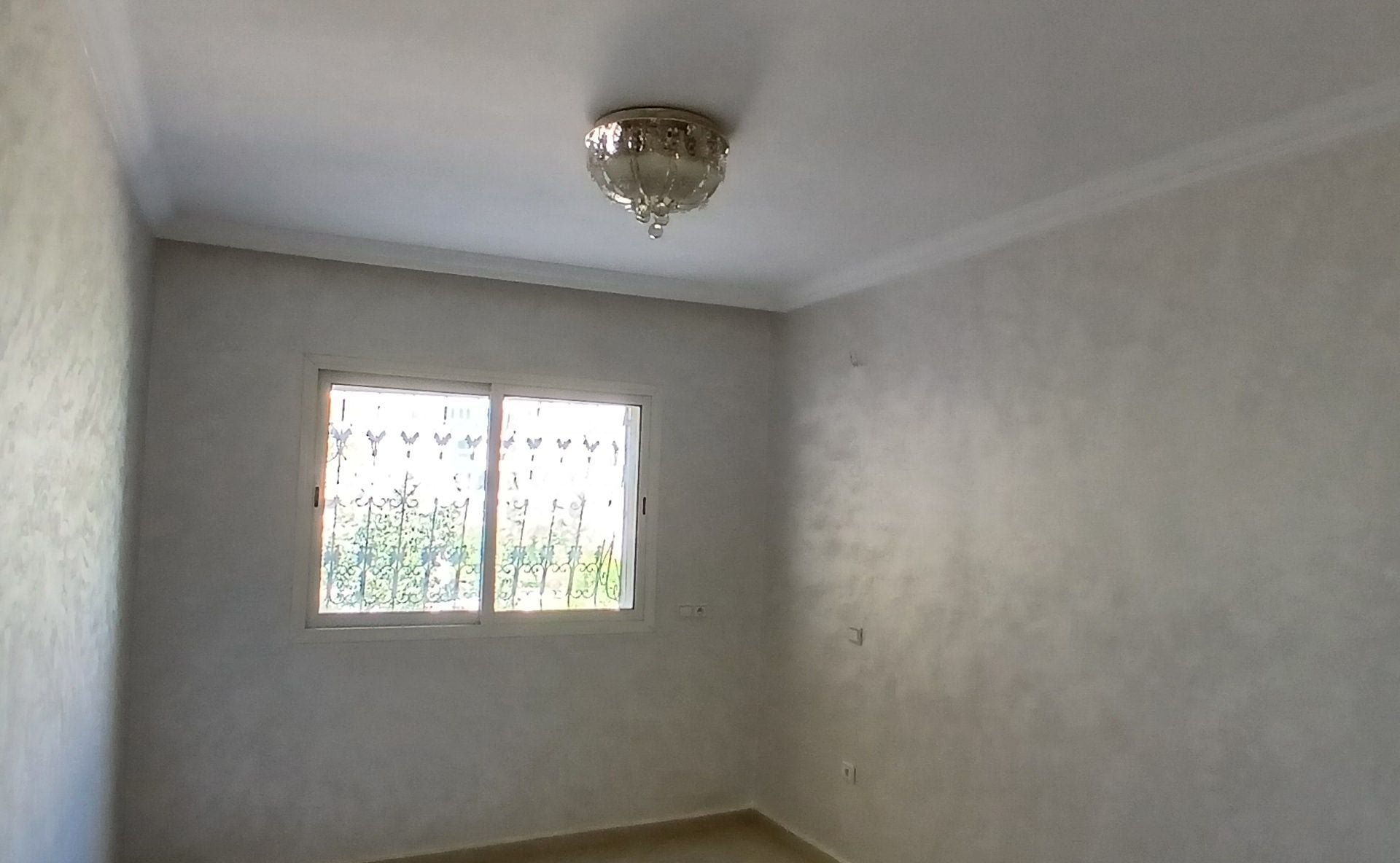 /mi181085/image_596507834.jpg