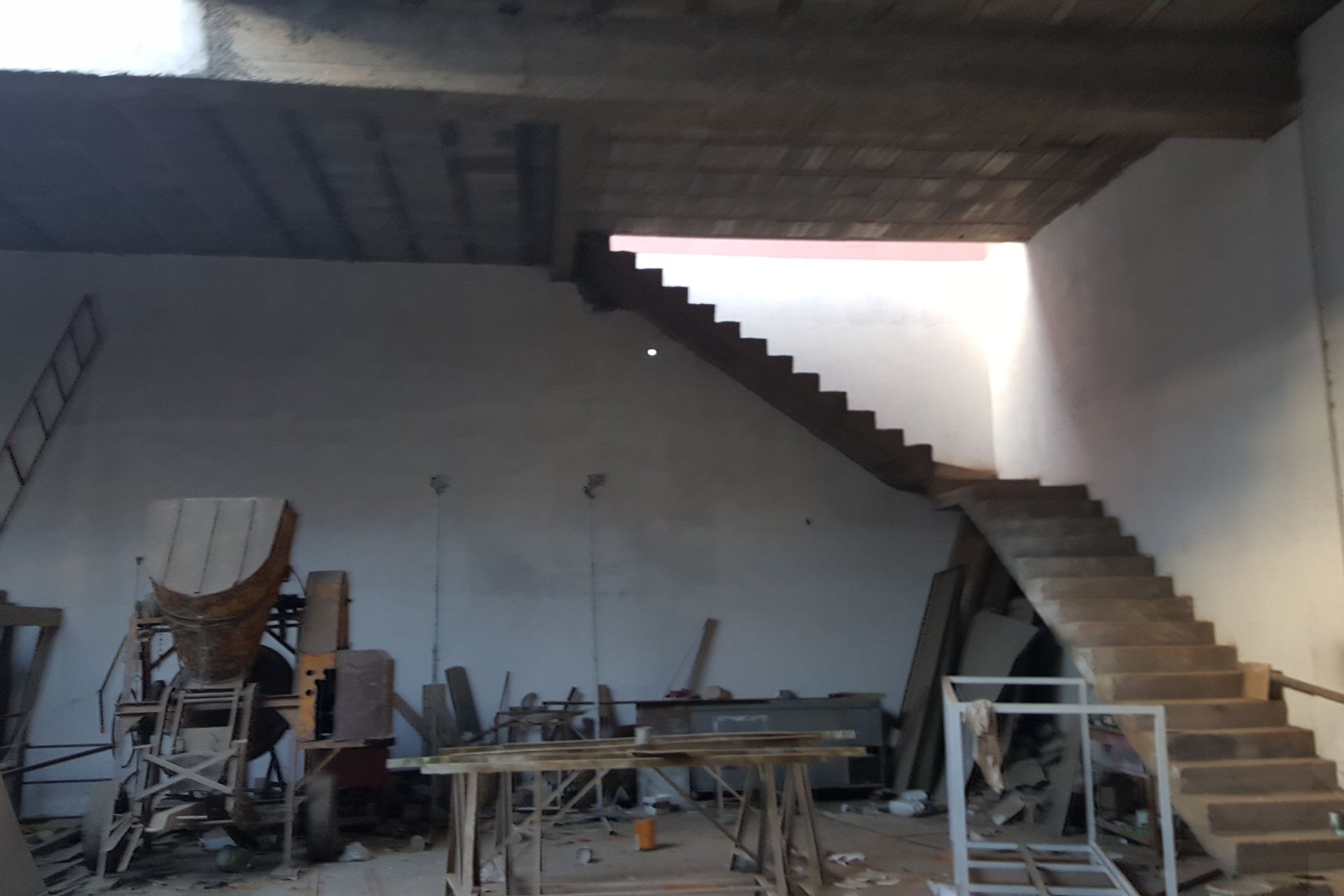 /mi185521/image_757914929.jpg