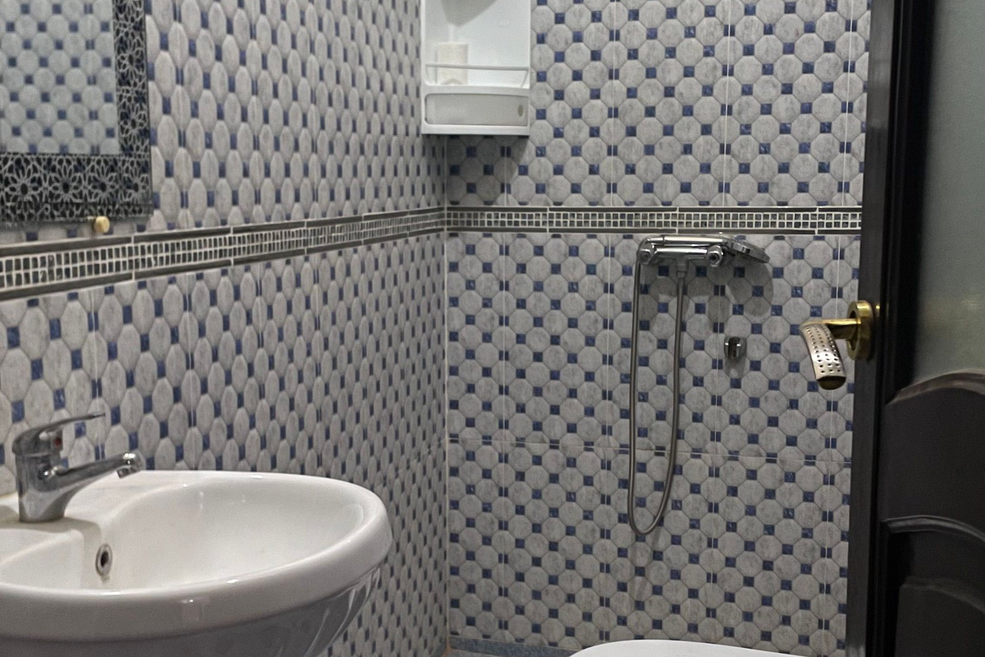 /mi187492/image_907660641.jpeg