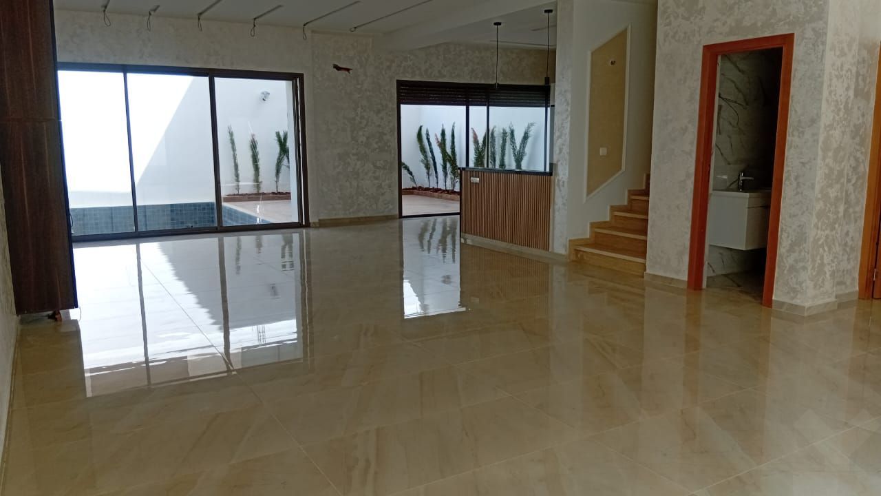 /mi191509/image_918868103.jpeg