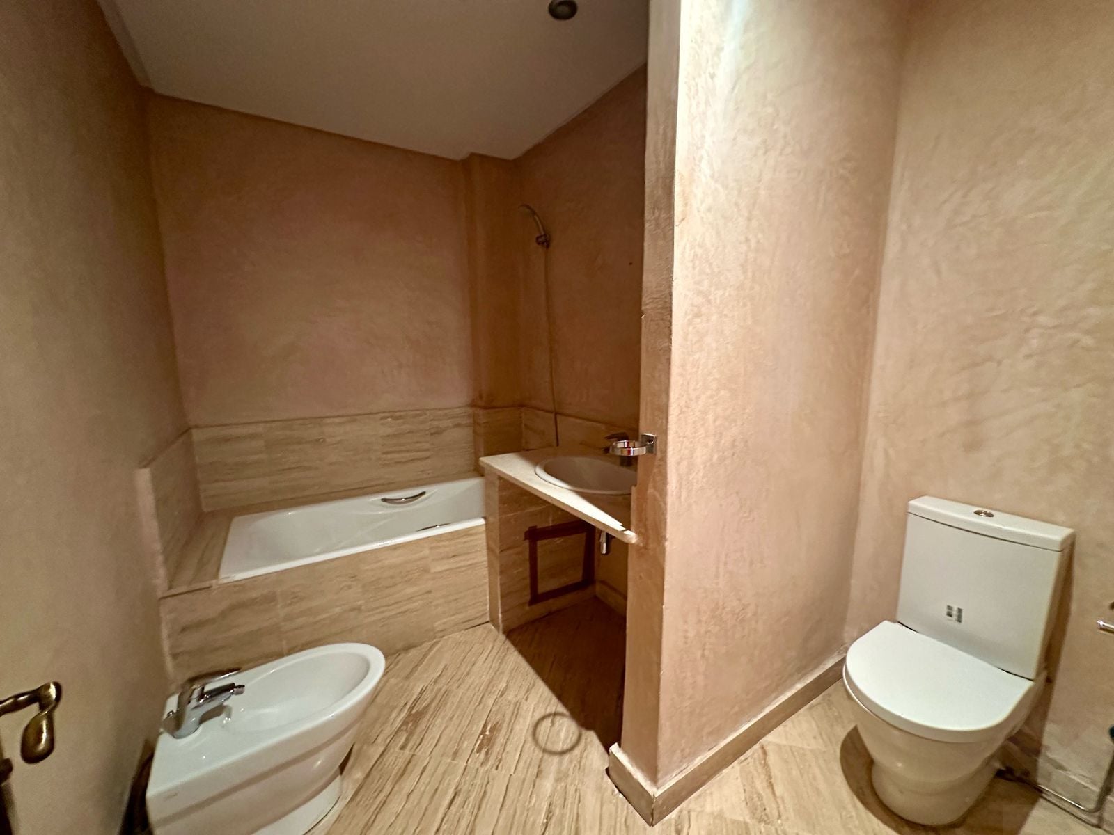 /mi193822/image_397879509.jpg