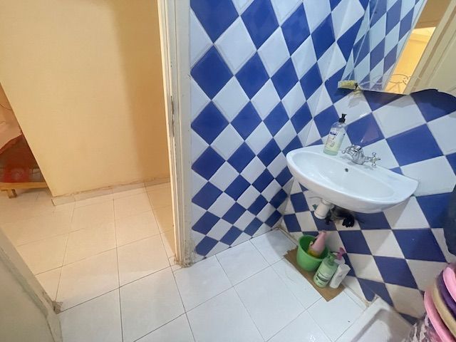 /mi208379/image_427273921.JPG
