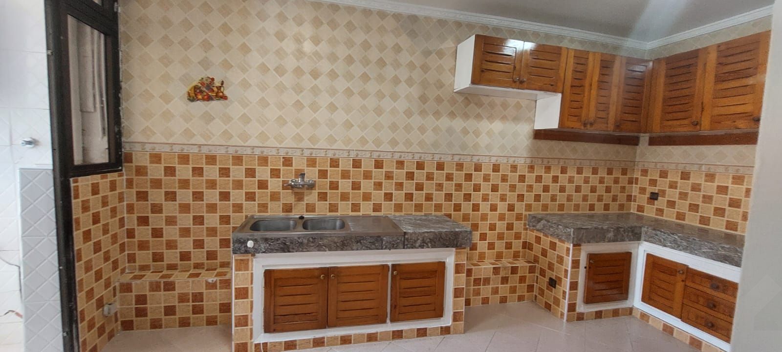 /ra152010/image_301618046.jpg