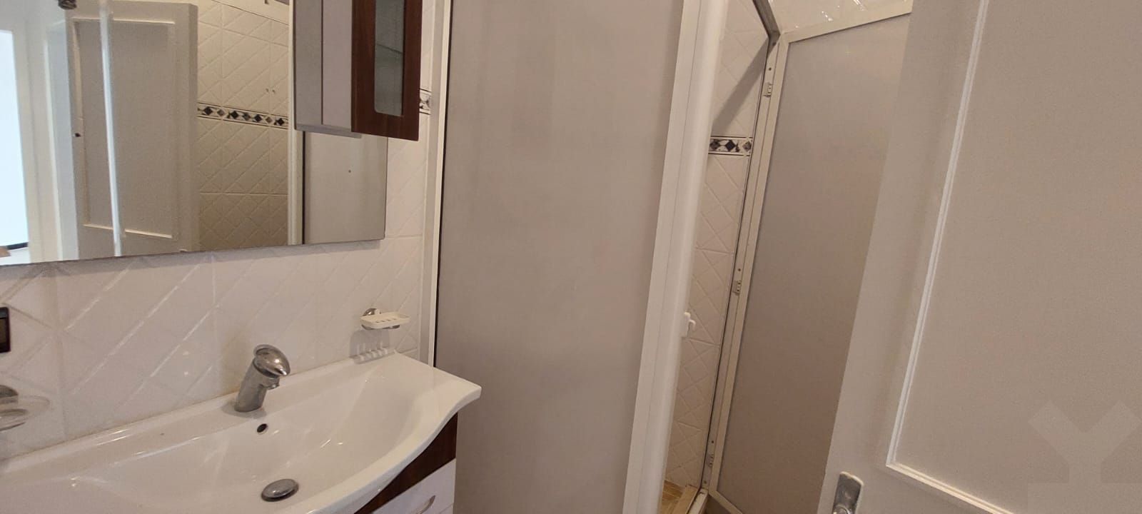 /ra152010/image_611666044.jpg
