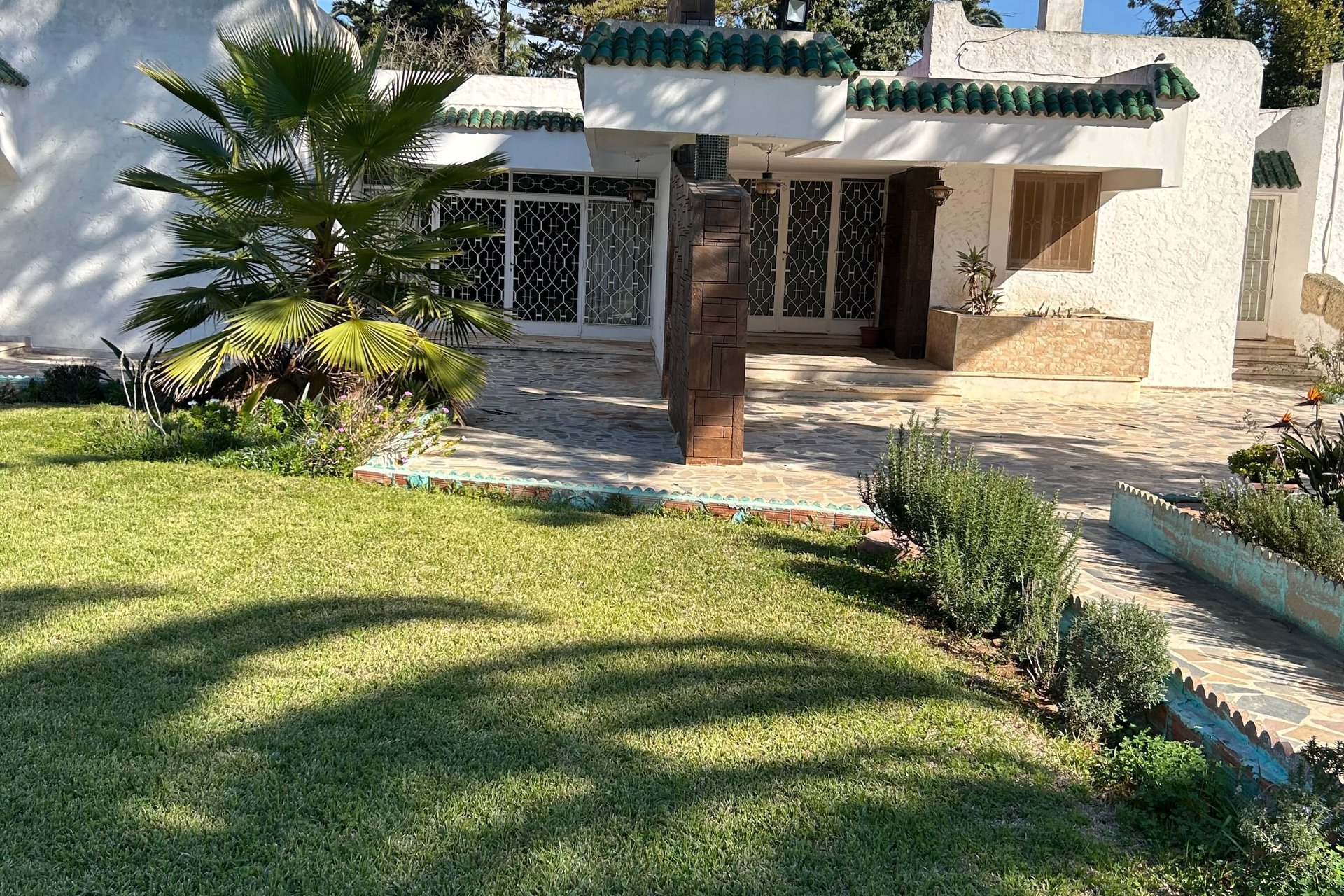 /ri160004/image_410427395.jpg