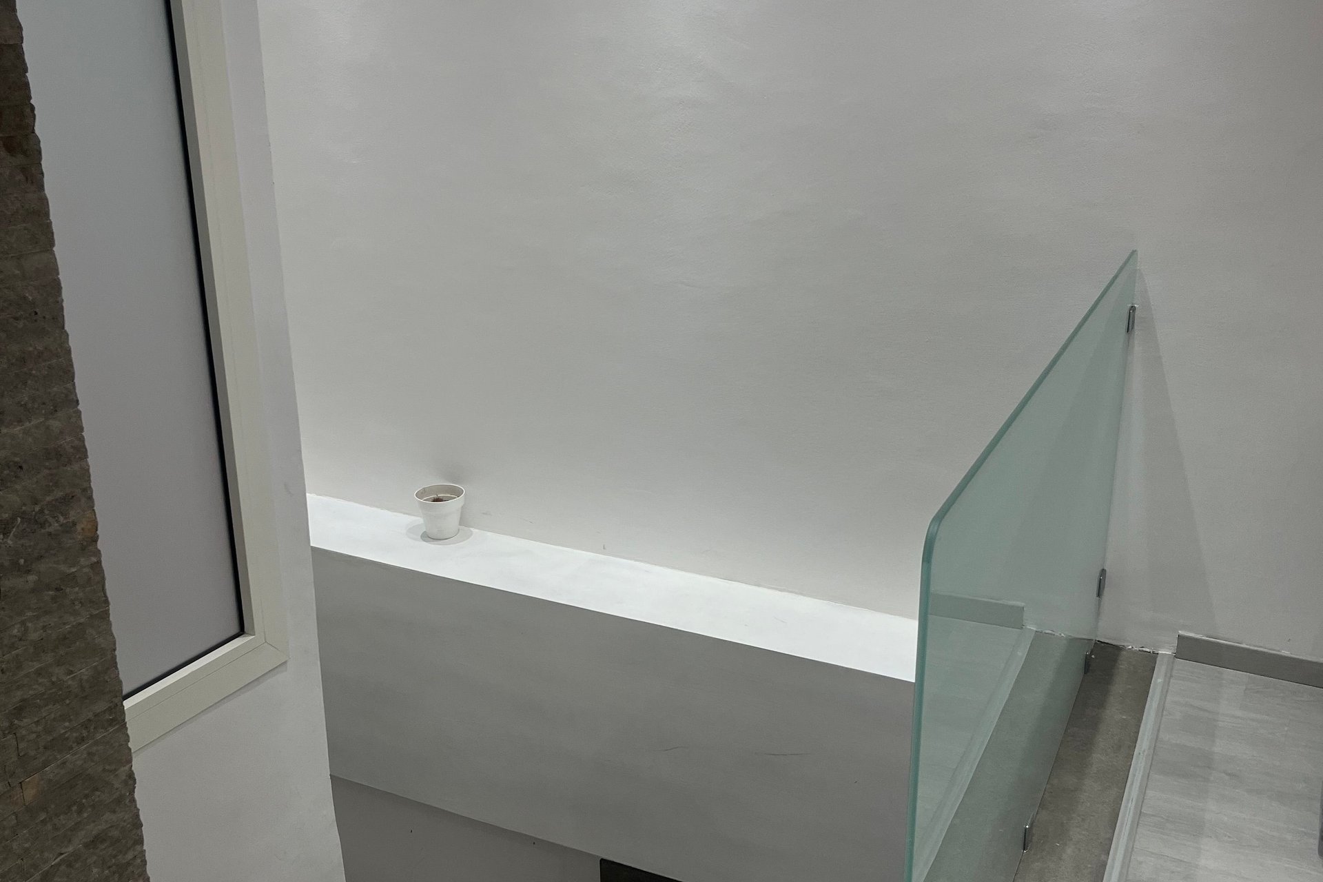 /ri160452/image_975261116.jpeg