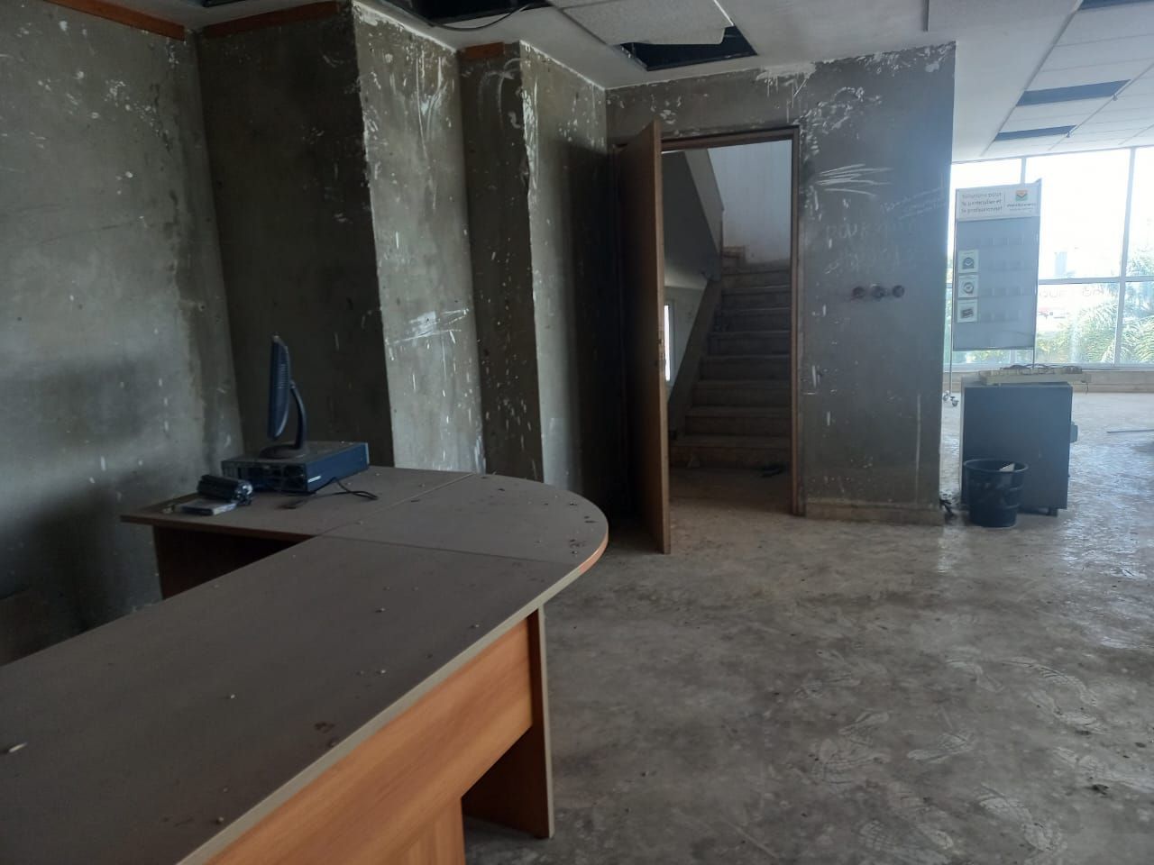 /ri189773/image_370712593.jpeg