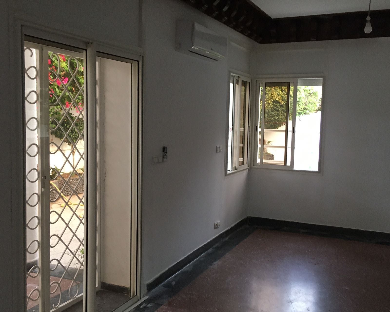/ri198947/image_434770628.jpg