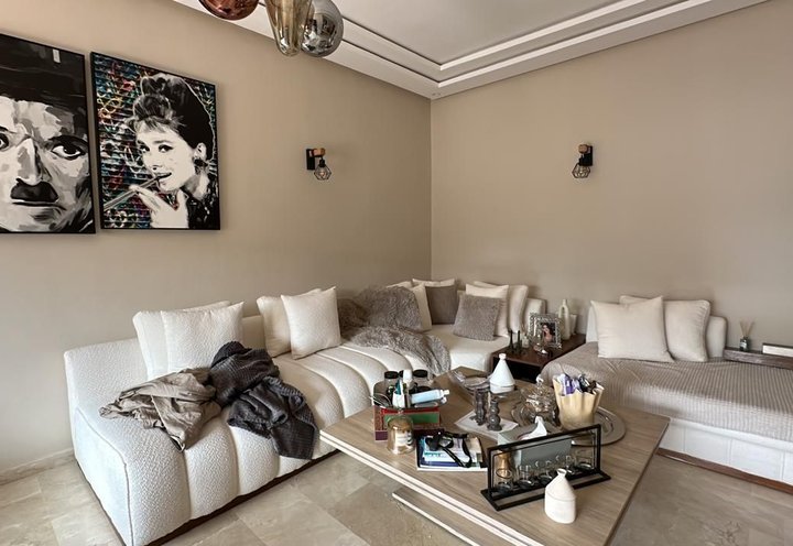 Appartement à Victoria, Bouskoura