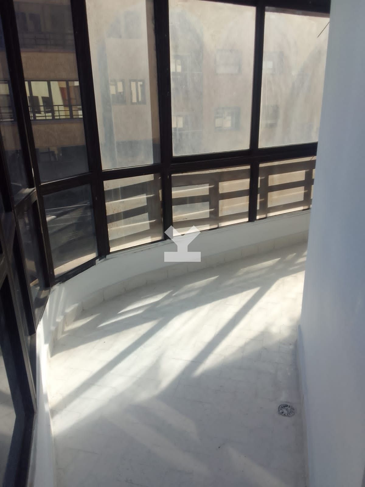 /ca027358/image_233898839.jpeg