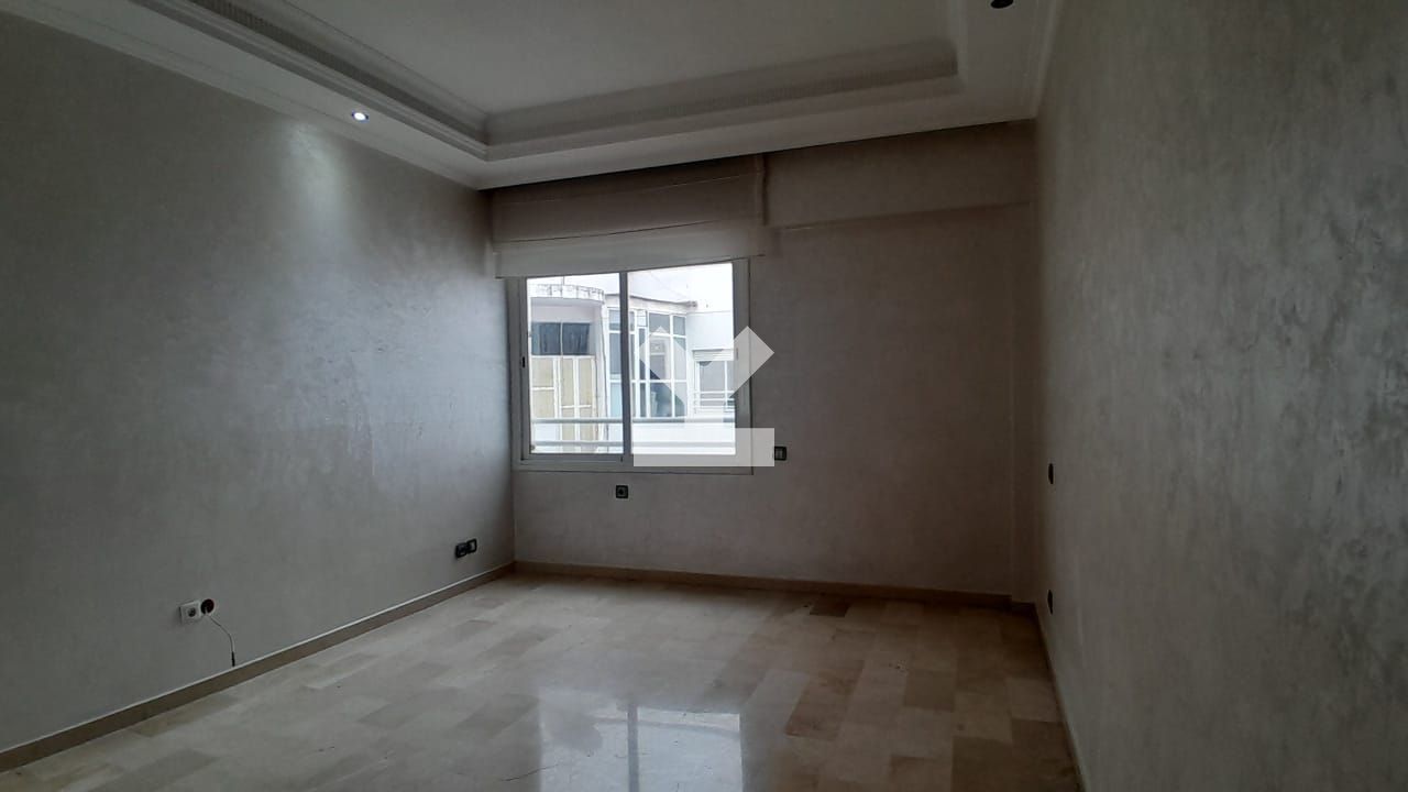 /ca119934/image_732652720.jpg