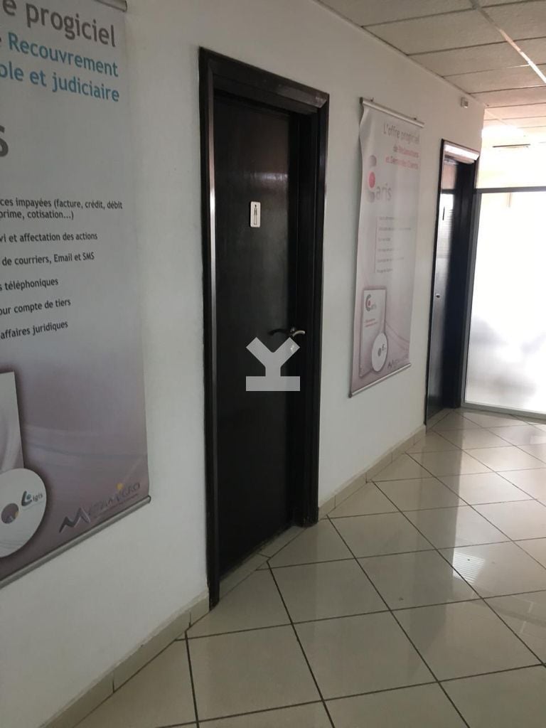 /ci047899/image_262320711.jpeg