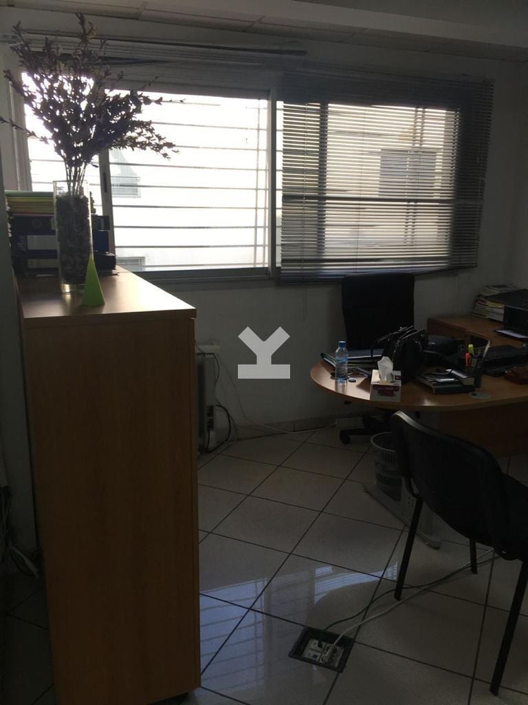 /ci047899/image_269908494.jpeg