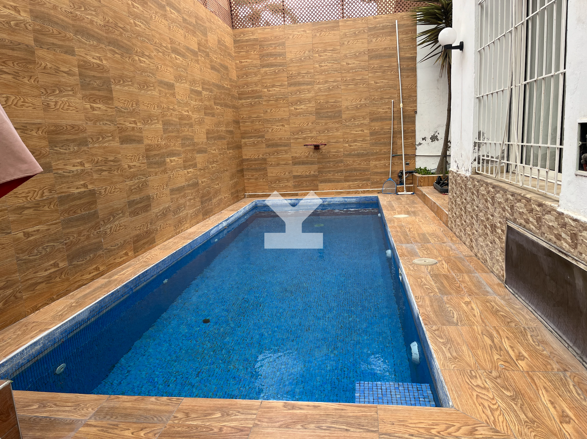 /ci057575/image_603829615.png