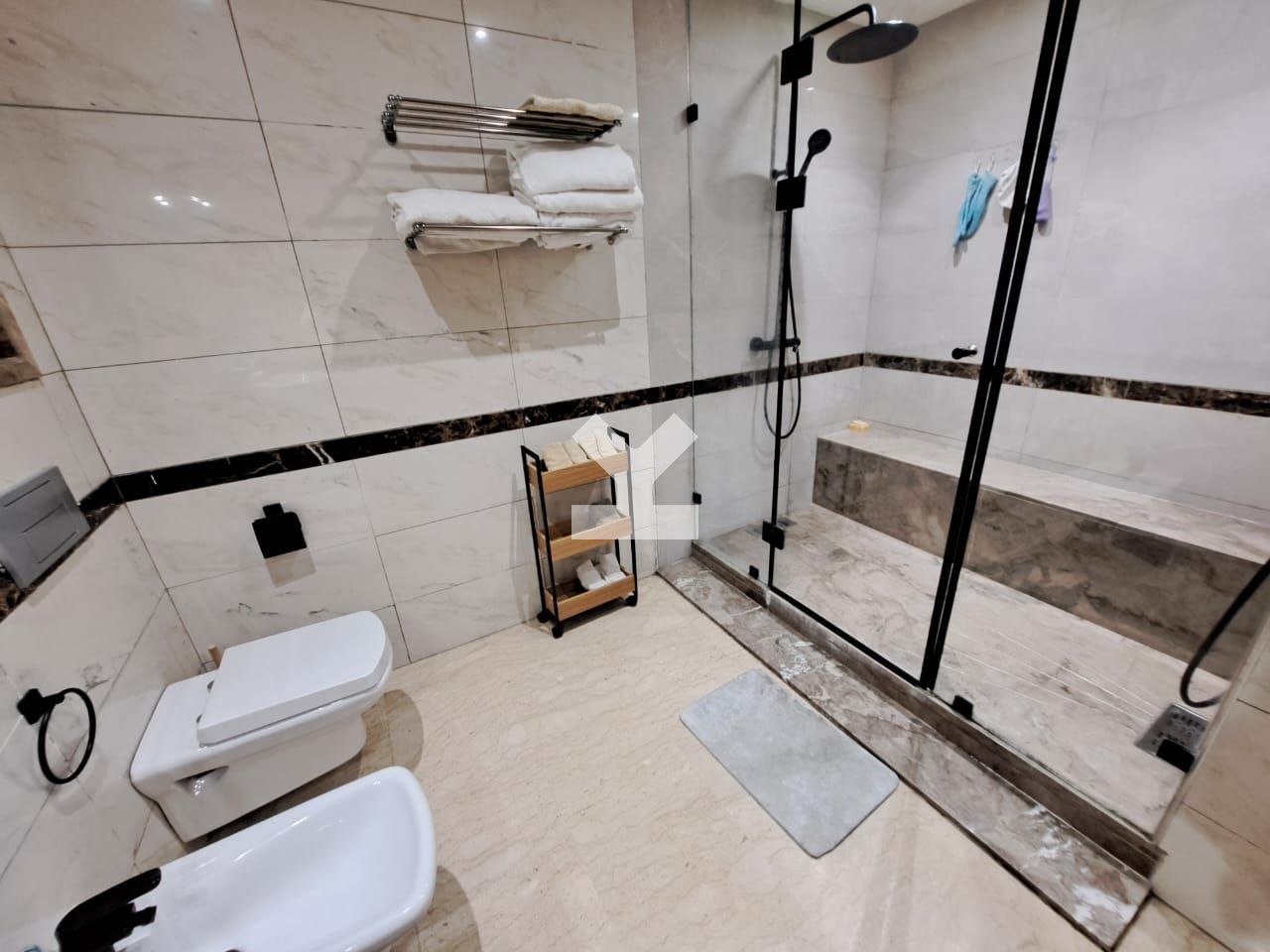 /ci142459/image_387751132.jpeg