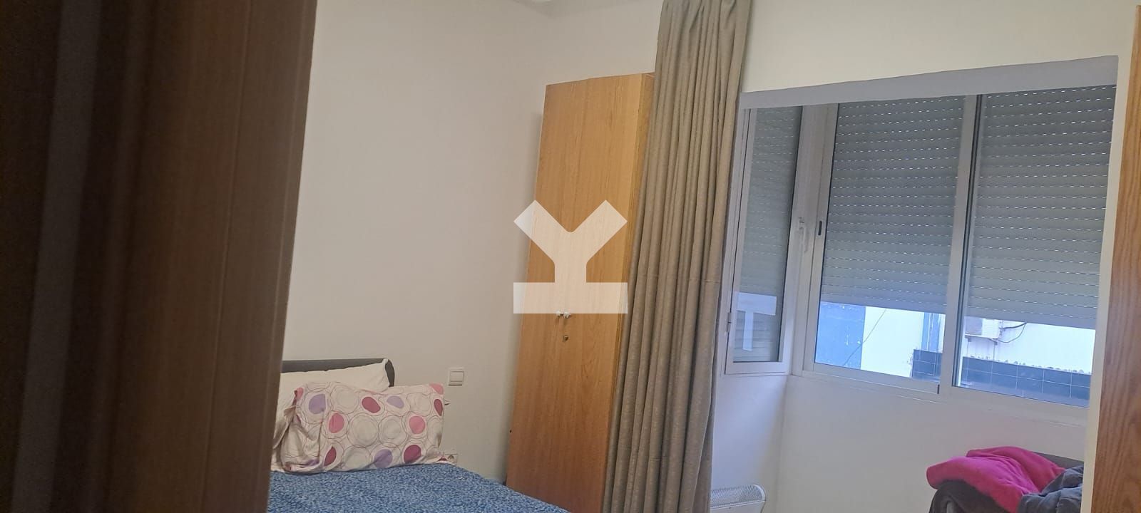 /ci155082/image_626752085.jpg