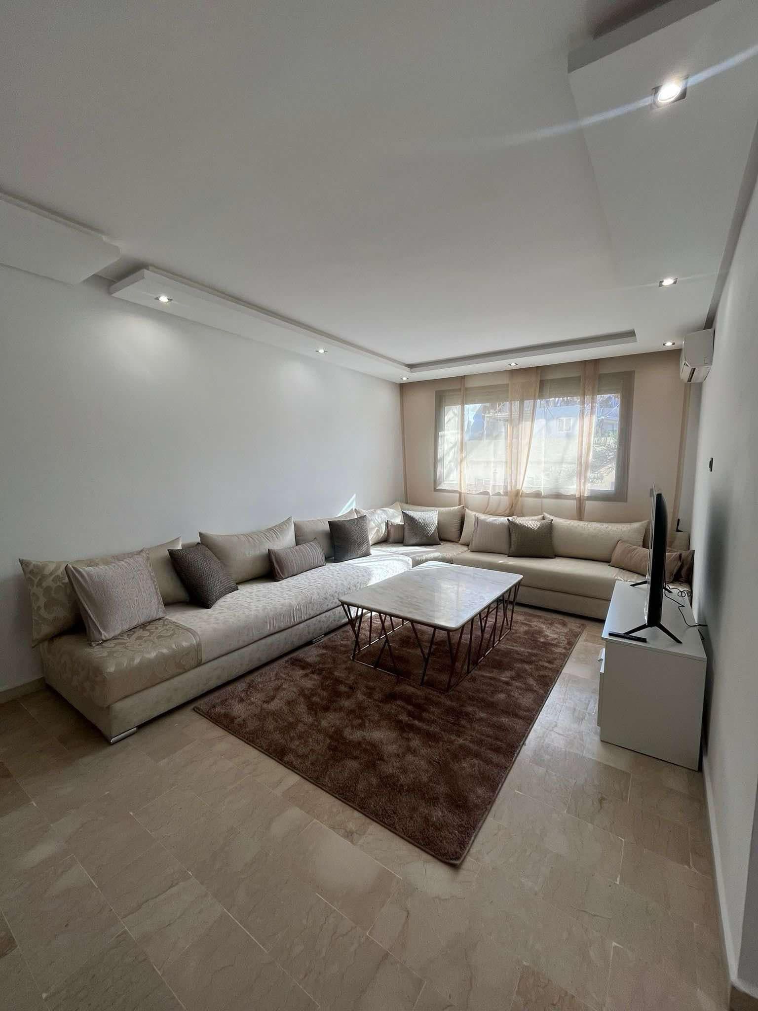 /ci174793/image_561756547.jfif