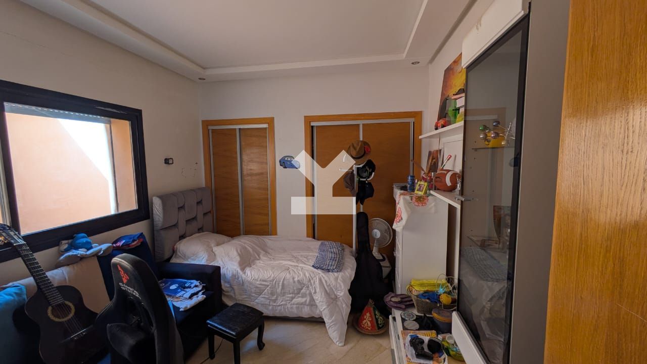 /md089499/image_478065181.jpg