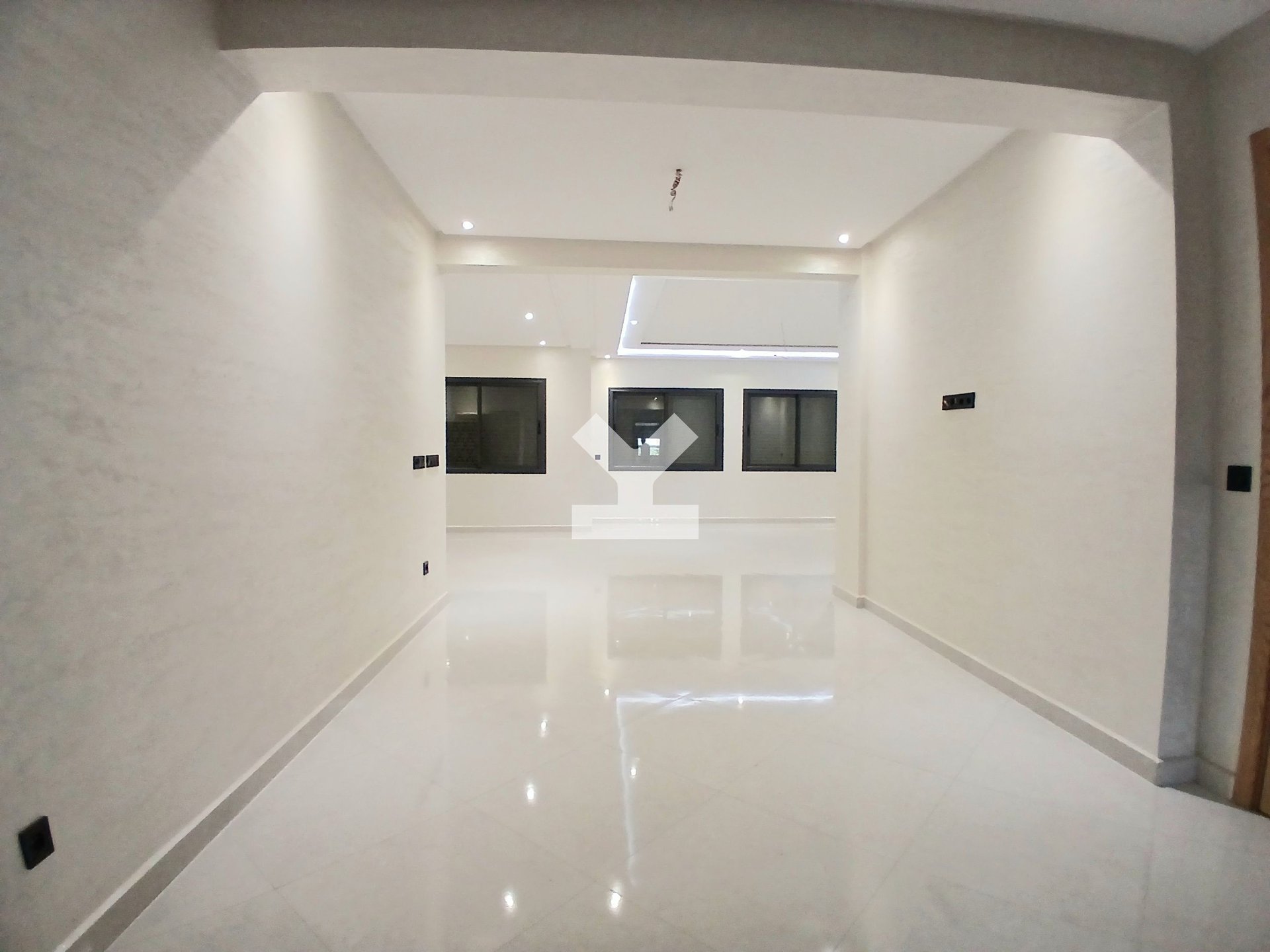 /na088964/image_481957154.jpg
