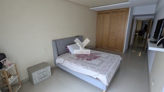 user-BA086014-image