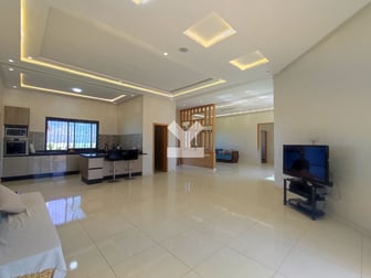 user-BI018000-image