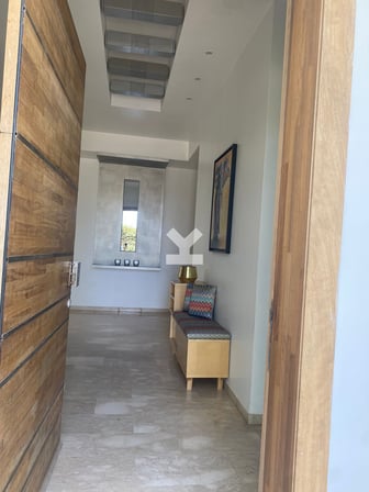 user-BI025005-image