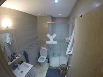 user-BS087522-image