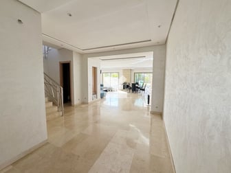 user-BI111690-image