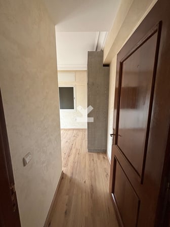 user-BA123856-image