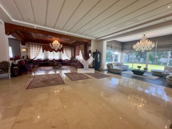 user-BI140782-image