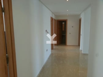 user-CA002544-image