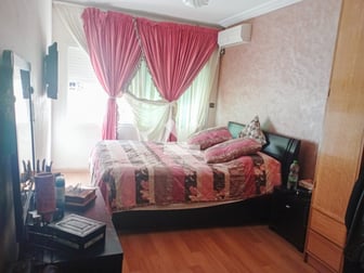user-CA003115-image