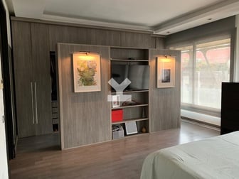 user-CA003124-image