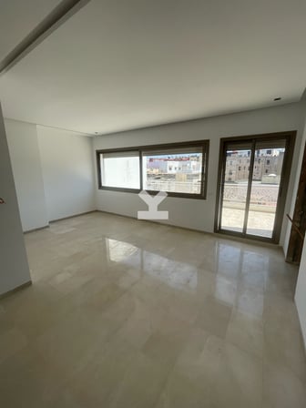 user-CA006070-image