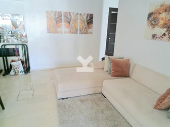 user-CA006443-image