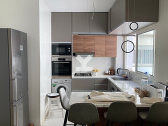 user-CA006880-image