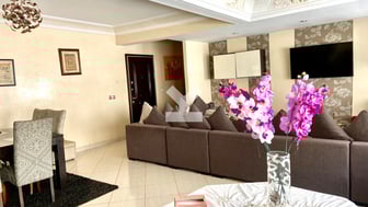 user-CA007050-image