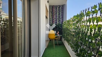user-CA008650-image