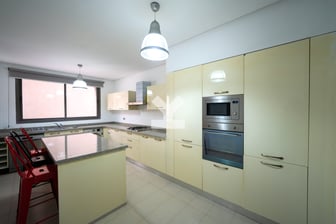 user-CA009559-image