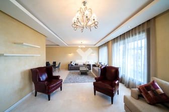 user-CA009559-image