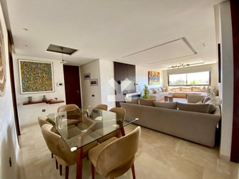 user-CA011382-image