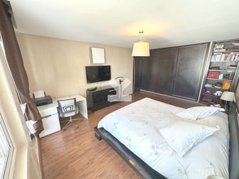 user-CA013491-image