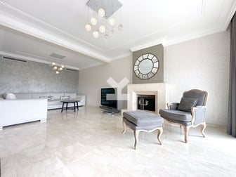 user-CA015326-image