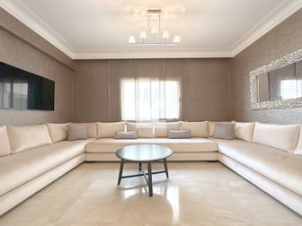 user-CA015326-image