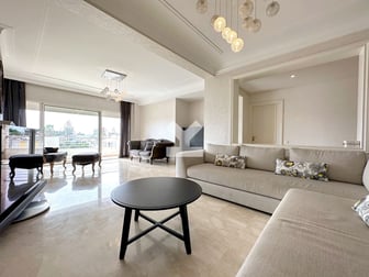 user-CA015326-image