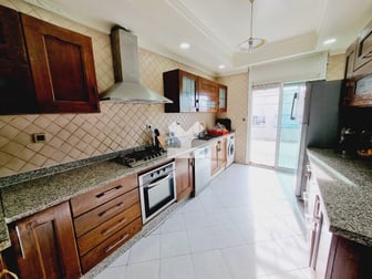 user-CA016894-image