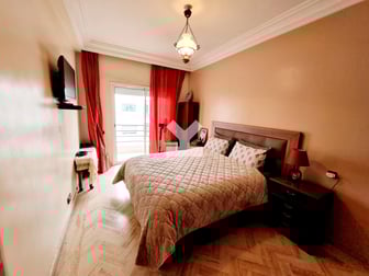 user-CA034515-image