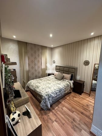 user-CA035560-image